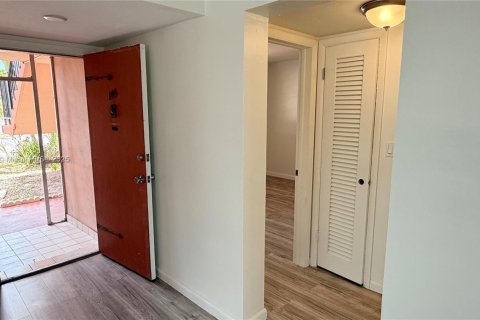 Condominio en venta en Miami, Florida, 2 dormitorios, 103.68 m2 № 1980580 - foto 29