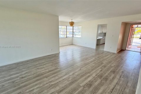 Condominio en venta en Miami, Florida, 2 dormitorios, 103.68 m2 № 1980580 - foto 27