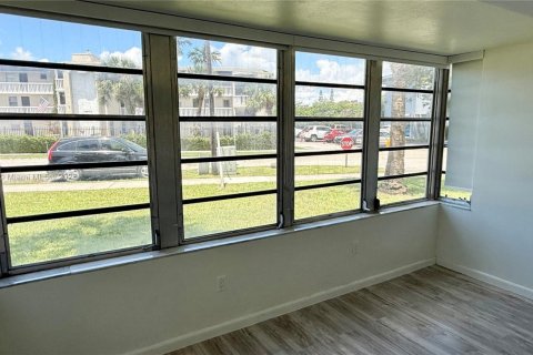 Condominio en venta en Miami, Florida, 2 dormitorios, 103.68 m2 № 1980580 - foto 17