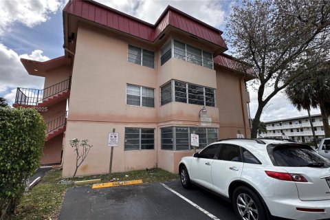 Condominio en venta en Miami, Florida, 2 dormitorios, 103.68 m2 № 1980580 - foto 3