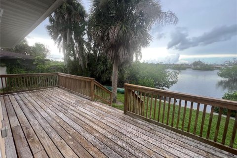 Appartement à louer à Englewood, Floride: 2 chambres, 156.08 m2 № 1899136 - photo 2
