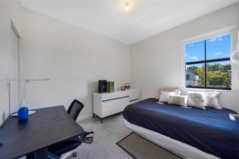 Купить таунхаус в Хайалиа, Флорида 3 спальни, 153.29м2, № 1699303 - фото 15