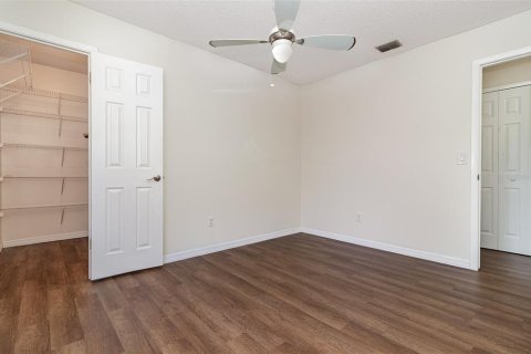 Touwnhouse à vendre à Maitland, Floride: 2 chambres, 160.91 m2 № 1844832 - photo 15