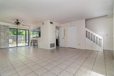 Touwnhouse à vendre à Maitland, Floride: 2 chambres, 160.91 m2 № 1844832 - photo 8