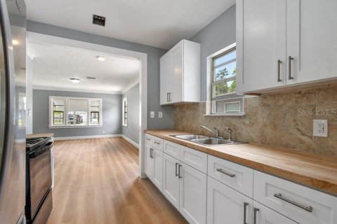 Apartamento en alquiler en Saint Petersburg, Florida, 3 dormitorios, 92.53 m2 № 1879755 - foto 7