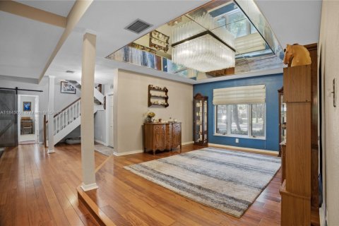 Villa ou maison à vendre à Plantation, Floride: 5 chambres, 352.29 m2 № 1836583 - photo 8