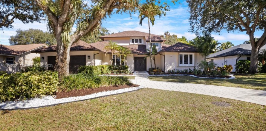Villa ou maison à Plantation, Floride 5 chambres, 352.29 m2 № 1836583