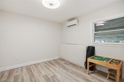 Casa en venta en Weeki Wachee, Florida, 2 dormitorios, 150.87 m2 № 2196539 - foto 20