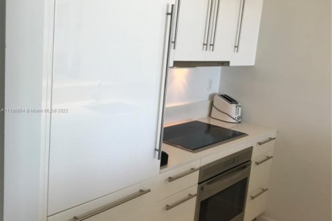 Apartamento en alquiler en Miami Beach, Florida, 2 dormitorios, 95.32 m2 № 1959484 - foto 8