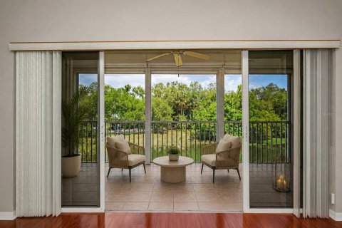Copropriété à vendre à Largo, Floride: 3 chambres, 141.21 m2 № 2096805 - photo 2