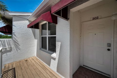 Copropriété à vendre à Largo, Floride: 3 chambres, 141.21 m2 № 2096805 - photo 27