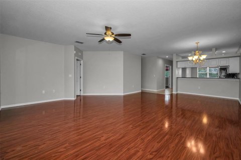 Copropriété à vendre à Largo, Floride: 3 chambres, 141.21 m2 № 2096805 - photo 6