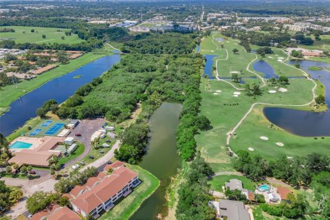 Copropriété à vendre à Largo, Floride: 3 chambres, 141.21 m2 № 2096805 - photo 4