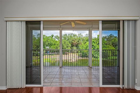 Copropriété à vendre à Largo, Floride: 3 chambres, 141.21 m2 № 2096805 - photo 7