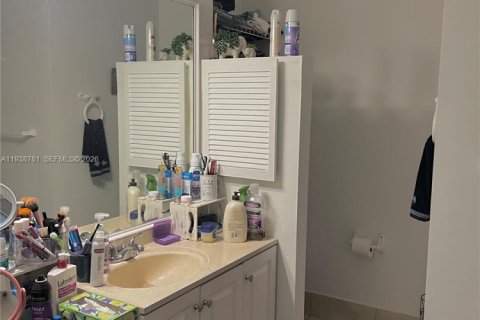 Villa ou maison à vendre à Pembroke Pines, Floride: 3 chambres, 100.06 m2 № 1997640 - photo 26