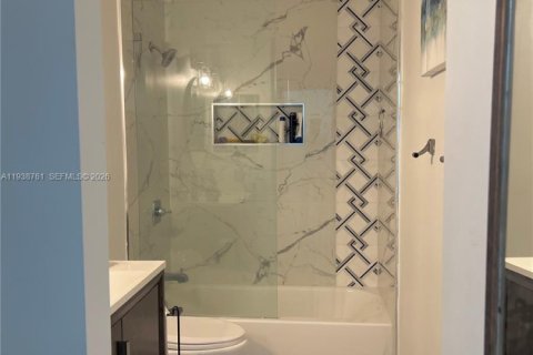 Villa ou maison à vendre à Pembroke Pines, Floride: 3 chambres, 100.06 m2 № 1997640 - photo 27