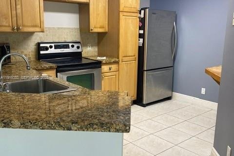 Купить кондоминиум в Корал-Спрингс, Флорида 2 спальни, 91.42м2, № 1989615 - фото 8