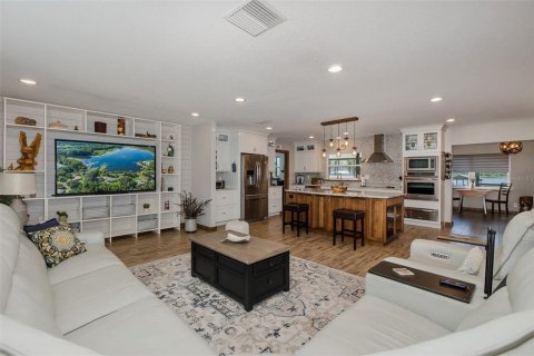 Casa en venta en Lutz, Florida, 3 dormitorios, 189.15 m2 № 1873006 - foto 6
