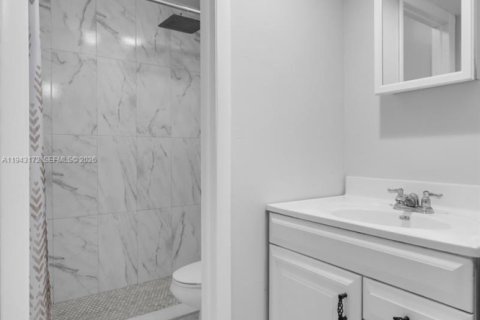 Adosado en venta en Miami, Florida, 3 dormitorios, 103.4 m2 № 2006770 - foto 19