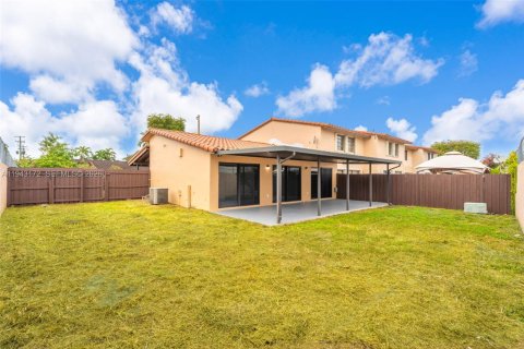 Adosado en venta en Miami, Florida, 3 dormitorios, 103.4 m2 № 2006770 - foto 25