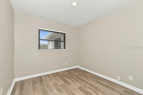 Villa ou maison à louer à Lakeland, Floride: 3 chambres, 93.37 m2 № 2381361 - photo 12