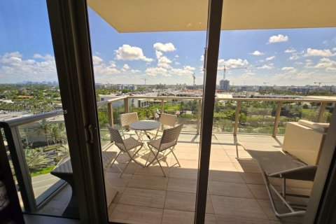 Condominio en alquiler en Bal Harbour, Florida, 3 dormitorios, 361.3 m2 № 1940303 - foto 14