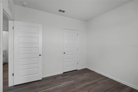 House in Winter Haven, Florida 4 bedrooms, 214.42 sq.m. № 1907872 - photo 25