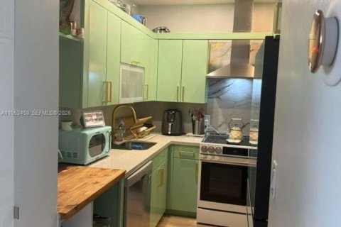 Copropriété à louer à Miami Beach, Floride: 1 chambre, 88.26 m2 № 2007870 - photo 12