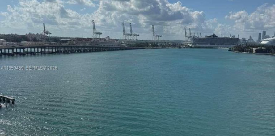 Condo à Miami Beach, Floride, 1 chambre  № 2007870