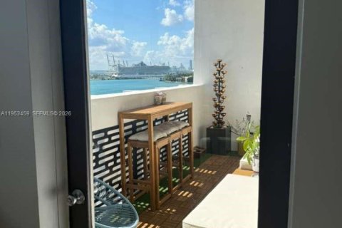 Copropriété à louer à Miami Beach, Floride: 1 chambre, 88.26 m2 № 2007870 - photo 10