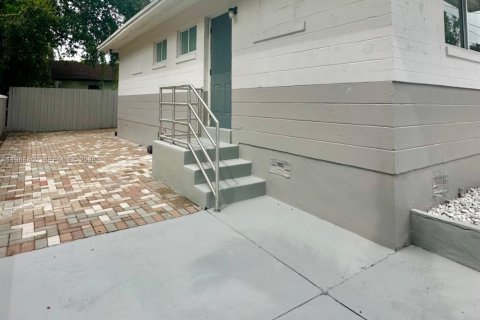 Apartment in Miami, Florida 2 bedrooms, 92.9 sq.m. № 2047008 - photo 2