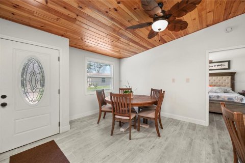 Villa ou maison à vendre à Punta Gorda, Floride: 3 chambres, 170.75 m2 № 2358299 - photo 9
