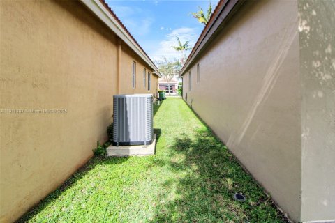 Villa ou maison à vendre à Homestead, Floride: 3 chambres, 142.51 m2 № 1968671 - photo 21