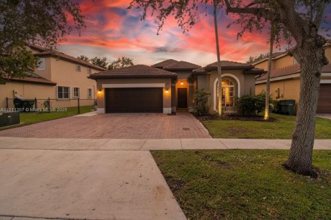 Villa ou maison à vendre à Homestead, Floride: 3 chambres, 142.51 m2 № 1968671 - photo 2