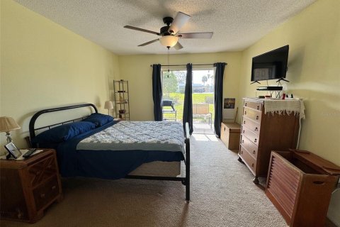 Condo in Port Richey, Florida, 2 bedrooms  № 1610020 - photo 20