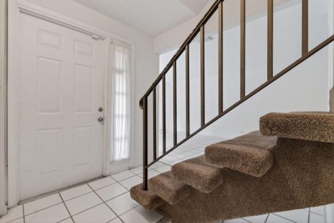 Townhouse in Palm Beach Gardens, Florida 2 bedrooms, 107.49 sq.m. № 2247332 - photo 7