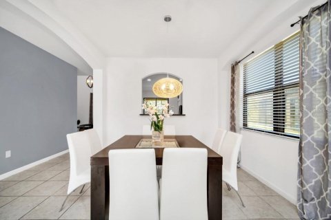 House in Kissimmee, Florida 6 bedrooms, 267 sq.m. № 1675994 - photo 5