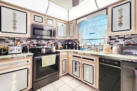 Casa en venta en Homosassa, Florida, 3 dormitorios, 128.21 m2 № 1679424 - foto 23