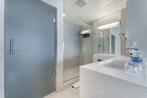 Condo in Fort Lauderdale, Florida, 1 bedroom № 1958179 - photo 13