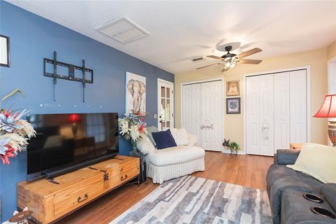 Casa en venta en Tampa, Florida, 3 dormitorios, 196.77 m2 № 2415373 - foto 24