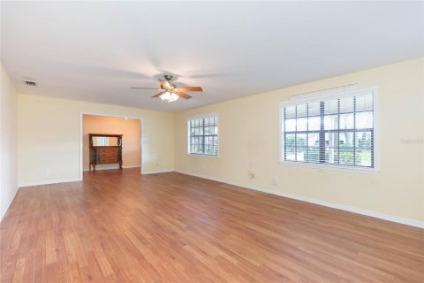 Casa en venta en Tampa, Florida, 3 dormitorios, 196.77 m2 № 2415373 - foto 13