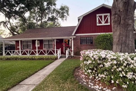 Casa en Tampa, Florida 3 dormitorios, 196.77 m2 № 2415373