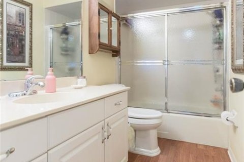 Casa en venta en Tampa, Florida, 3 dormitorios, 196.77 m2 № 2415373 - foto 30