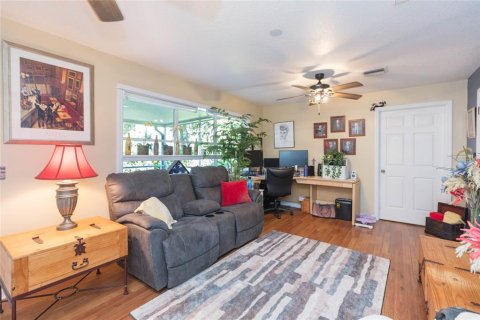 Casa en venta en Tampa, Florida, 3 dormitorios, 196.77 m2 № 2415373 - foto 20
