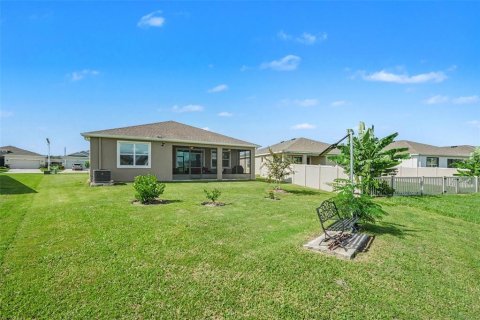 Villa ou maison à vendre à Zephyrhills, Floride: 4 chambres, 190.26 m2 № 2304602 - photo 23