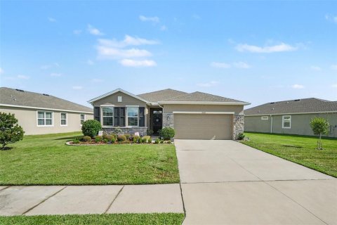 Villa ou maison à vendre à Zephyrhills, Floride: 4 chambres, 190.26 m2 № 2304602 - photo 2