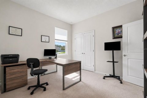 Villa ou maison à vendre à Zephyrhills, Floride: 4 chambres, 190.26 m2 № 2304602 - photo 7