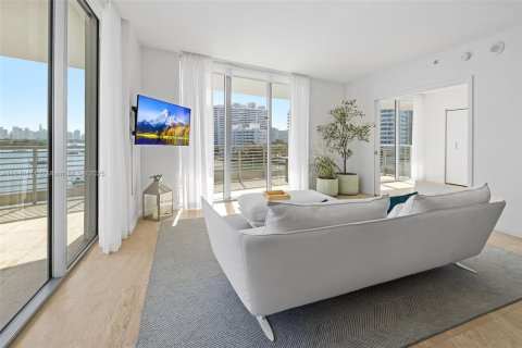 Купить кондоминиум в Майами-Бич, Флорида 3 спальни, 171.13м2, № 1981943 - фото 4