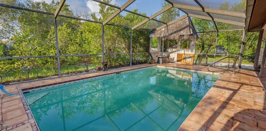 Villa ou maison à Spring Hill, Floride 3 chambres, 180.04 m2 № 2222960
