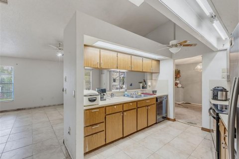 Villa ou maison à vendre à Spring Hill, Floride: 3 chambres, 180.04 m2 № 2222960 - photo 13